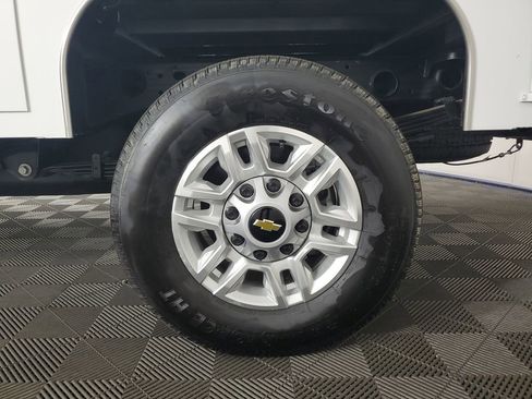 New 2026 Chevrolet Silverado 2500 W/T RWD image 32