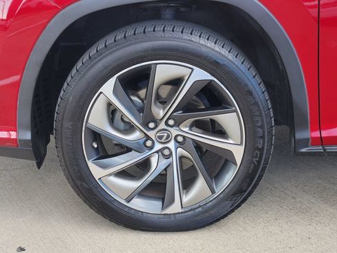 Used 2019 Lexus RX 350L Luxury w/ Accessory Package FWD image 10