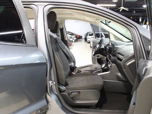 Used 2019 Ford EcoSport SE image 15