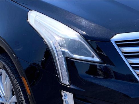 Used 2017 Cadillac XT5 Premium Luxury FWD image 28