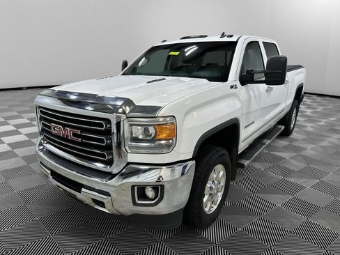 Used 2015 GMC Sierra 2500 SLT w/ Duramax Plus Package AWD/4WD image 1
