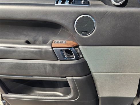 Used 2019 Land Rover Range Rover Sport Supercharged image 22