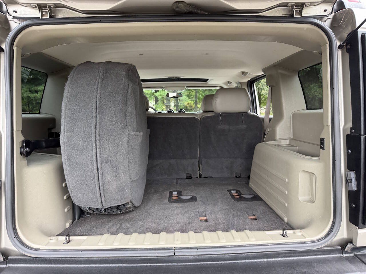 Used 2003 HUMMER H2 w/ Preferred Equipment Group AWD/4WD image 34