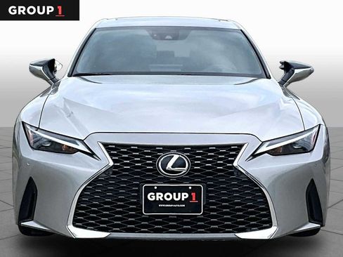 Used 2023 Lexus IS 300 w/ Comfort Package RWD image 4