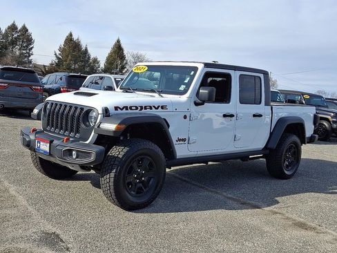 Certified 2021 Jeep Gladiator Mojave image 6