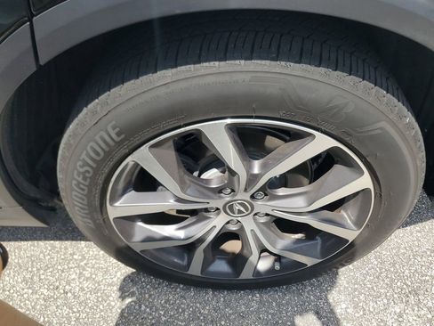 Certified 2024 Acura MDX FWD w/ Technology Package image 6