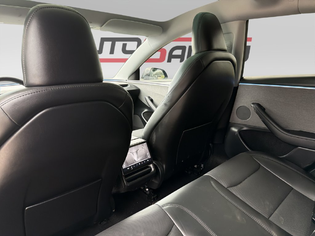 Used 2025 Tesla Model 3 Long Range RWD image 10