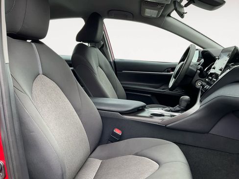 Used 2023 Toyota Camry LE image 17