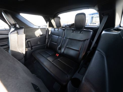 Used 2023 Ford Explorer ST w/ Equipment Group 401A image 24