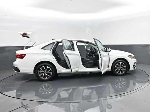 Used 2025 Volkswagen Jetta S FWD image 26