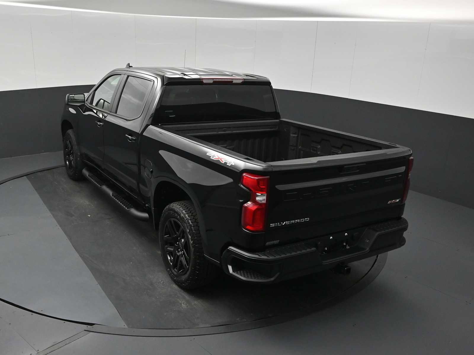 New 2026 Chevrolet Silverado 1500 RST w/ RST Select Package AWD/4WD image 14