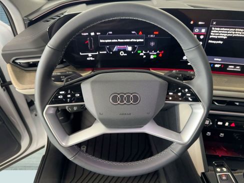 New 2025 Audi Q5 Premium image 17