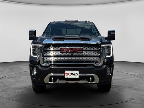 Used 2021 GMC Sierra 3500 Denali w/ Denali Ultimate Package AWD/4WD image 2