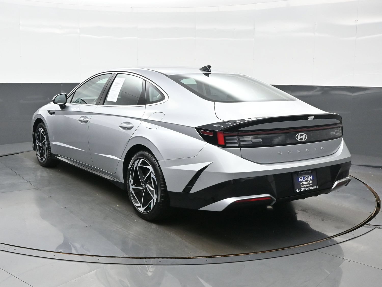 Certified 2026 Hyundai Sonata SEL FWD image 4