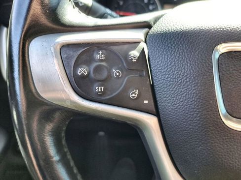 Used 2021 GMC Terrain SLT image 27