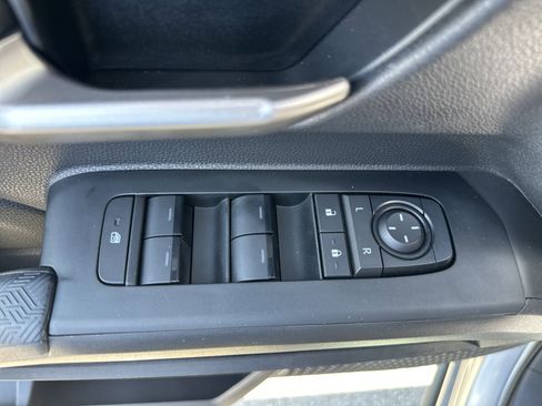 Certified 2024 Toyota Tacoma TRD Off-Road image 21