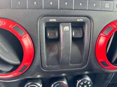 Used 2012 Jeep Wrangler Sport image 13