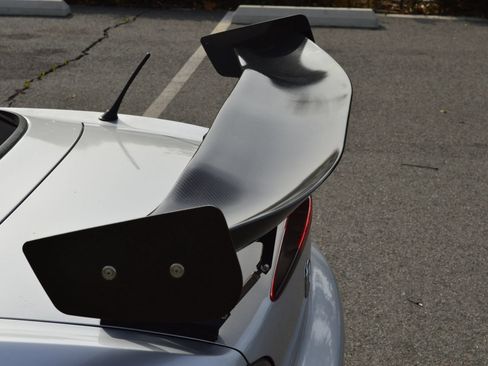 Used 2005 Honda S2000 Convertible 2D image 19