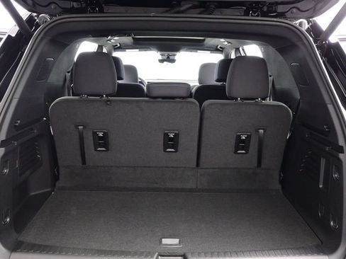 New 2026 Chevrolet Traverse LT w/ Sun and Wheel Package FWD image 46