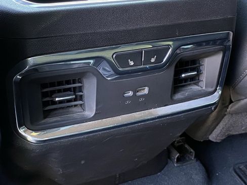 Used 2024 Chevrolet Silverado 2500 LTZ w/ LTZ Convenience Package image 25