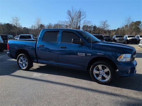 Used 2018 RAM 1500 Express w/ Express Value Package image 2