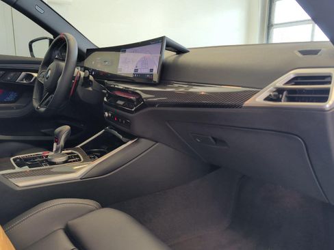 Used 2026 BMW M2 w/ Lighting Package RWD image 39