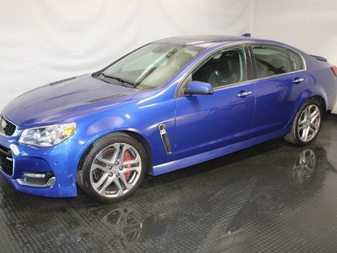 Used 2017 Chevrolet SS Base image 2
