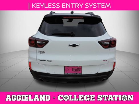Used 2024 Chevrolet TrailBlazer RS w/ Driver Confidence Package FWD image 5
