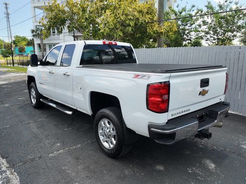 Used 2015 Chevrolet Silverado 2500 LT image 4