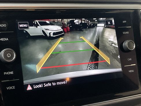 Used 2018 Volkswagen Atlas SEL image 25