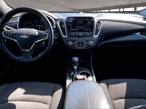 Used 2023 Chevrolet Malibu LT image 17