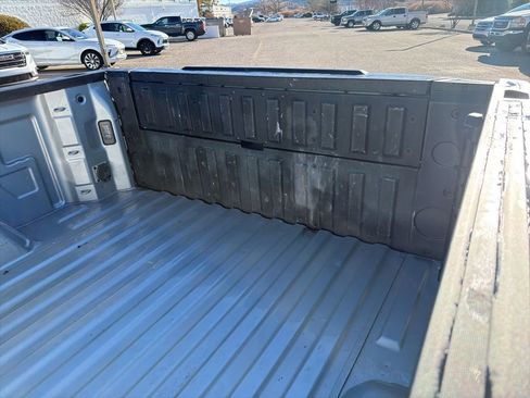 Used 2022 GMC Sierra 1500 SLT w/ X31 Off-Road Package image 14