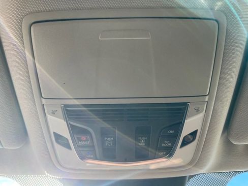 Used 2023 Acura MDX FWD w/ Technology Package image 16