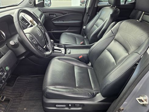 Used 2019 Honda Ridgeline RTL-E image 16