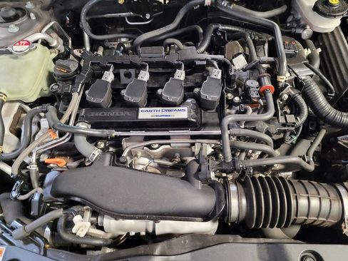 Used 2018 Honda Civic EX-T image 30