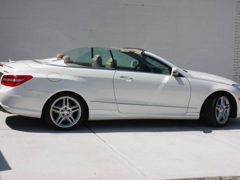 Used 2013 Mercedes-Benz E 550 Cabriolet image 40