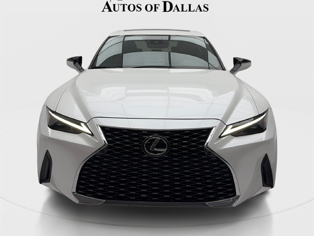 Used 2023 Lexus IS 300 w/ Comfort Package RWD image 4
