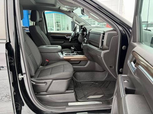 Used 2022 Chevrolet Silverado 1500 RST w/ Max Trailering Package image 16