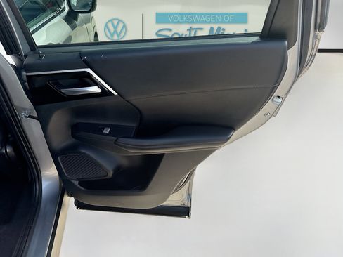 Used 2022 Mitsubishi Outlander SEL Black Edition FWD image 31