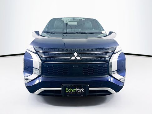 Used 2024 Mitsubishi Outlander SE AWD/4WD image 2