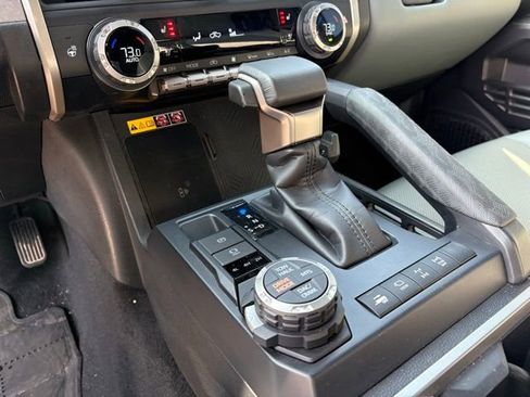 Used 2024 Toyota Tacoma Trailhunter image 16