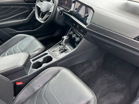 Used 2022 Volkswagen Jetta SEL FWD image 15