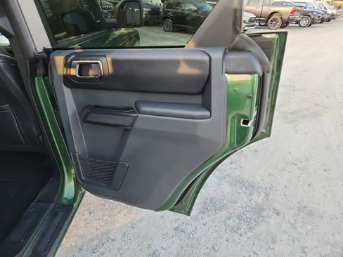 Used 2025 Ford Bronco Outer Banks image 24