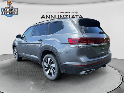 Used 2025 Volkswagen Atlas SE AWD/4WD image 3