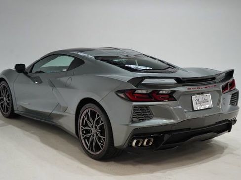 Used 2024 Chevrolet Corvette Stingray Premium Cpe w/ Z51 Performance Package RWD image 5