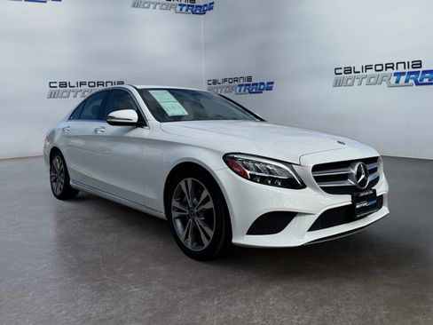 Used 2019 Mercedes-Benz C 300 Sedan w/ Premium Package image 3