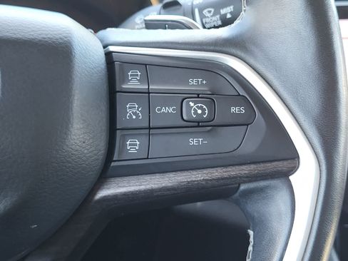 Used 2021 Jeep Grand Cherokee L Limited w/ MOPAR Finishing Package image 20