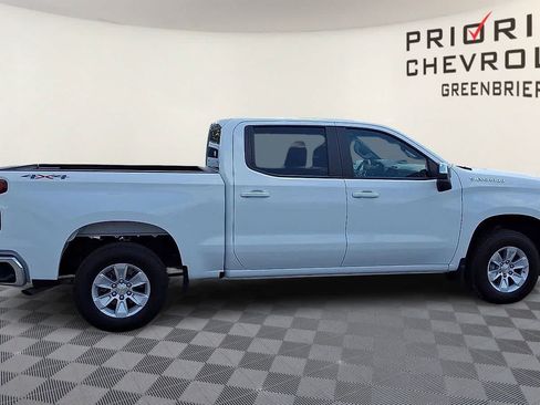 Used 2025 Chevrolet Silverado 1500 LT AWD/4WD image 9