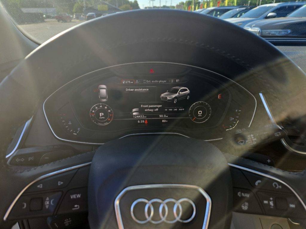 Used 2018 Audi Q5 2.0T Premium Plus w/ Premium Plus Package AWD/4WD image 16