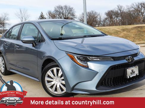 Used 2021 Toyota Corolla LE image 1